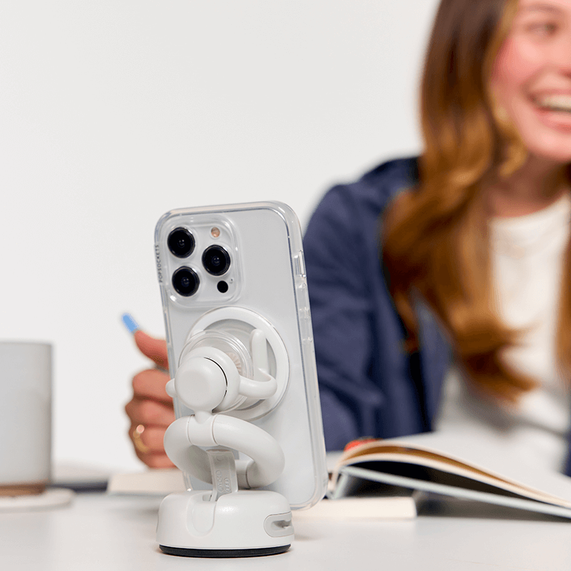 White — Car & Desk Mount image number 2